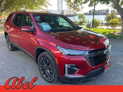 Used 2023 Chevrolet Traverse RS