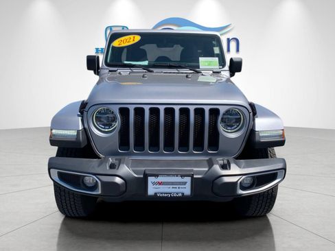 Used 2021 Jeep Wrangler Unlimited Sahara w/ Uconnect 4C Nav & Sound Group AWD/4WD image 8