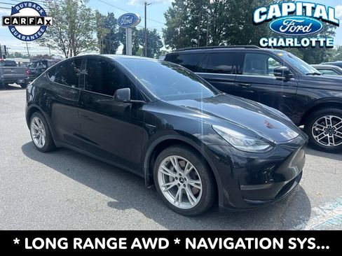 Used 2022 Tesla Model Y Long Range AWD/4WD image 2
