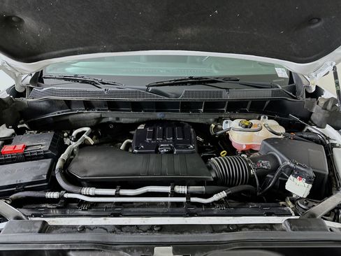 Used 2022 Chevrolet Silverado 1500 LT image 32