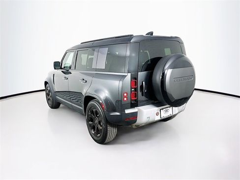Used 2025 Land Rover Defender 110 S image 7