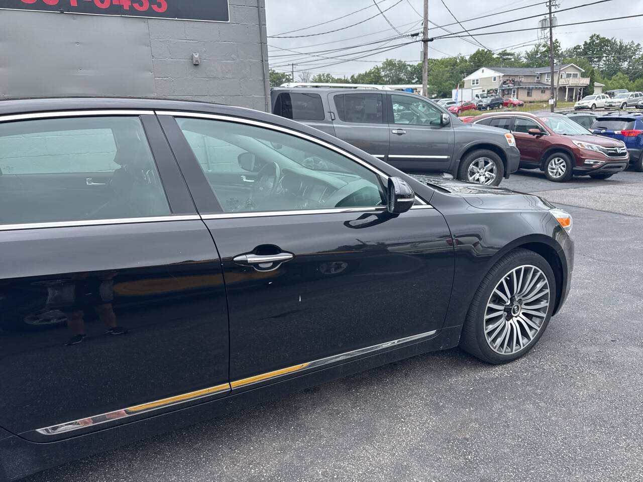 Used 2015 Kia Cadenza Premium w/ Technology Package FWD image 10