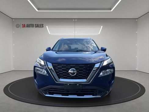Used 2021 Nissan Rogue SV w/ Premium Package image 8