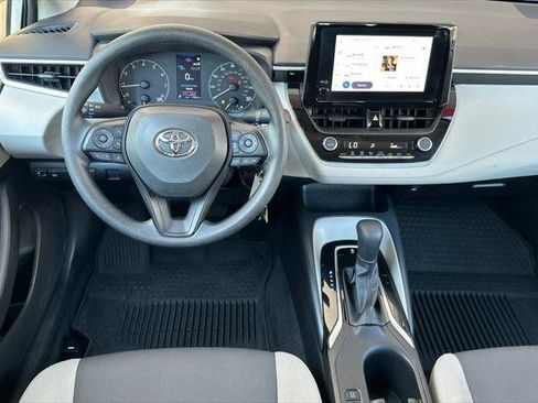 Certified 2025 Toyota Corolla LE image 15