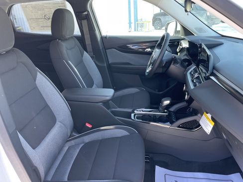 New 2026 Chevrolet TrailBlazer LT w/ LPO, Blackout Package image 18