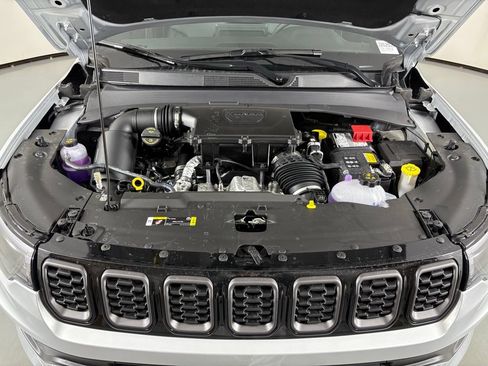 New 2026 Jeep Compass Latitude AWD/4WD image 44
