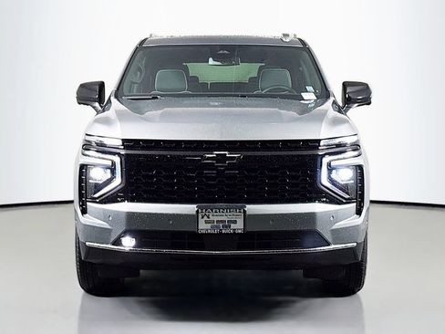 Used 2026 Chevrolet Tahoe Premier AWD/4WD image 2
