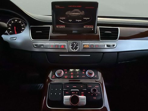 Used 2011 Audi A8 4.2 image 23