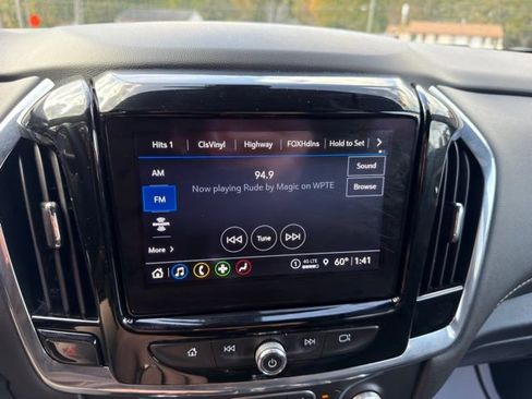 Used 2023 Chevrolet Traverse LT w/ LPO, Floor Liner Package image 26