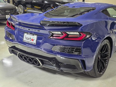 New 2026 Chevrolet Corvette Z06 w/ Stealth Interior Trim Package image 18