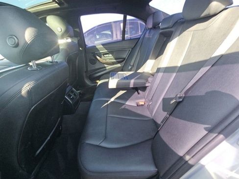 Used 2015 BMW 320i Sedan w/ Sport Package image 24