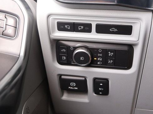 Used 2021 Ford F150 Limited AWD/4WD image 22