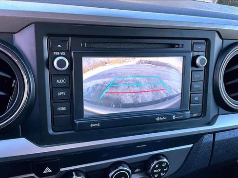 Certified 2019 Toyota Tacoma SR5 image 29