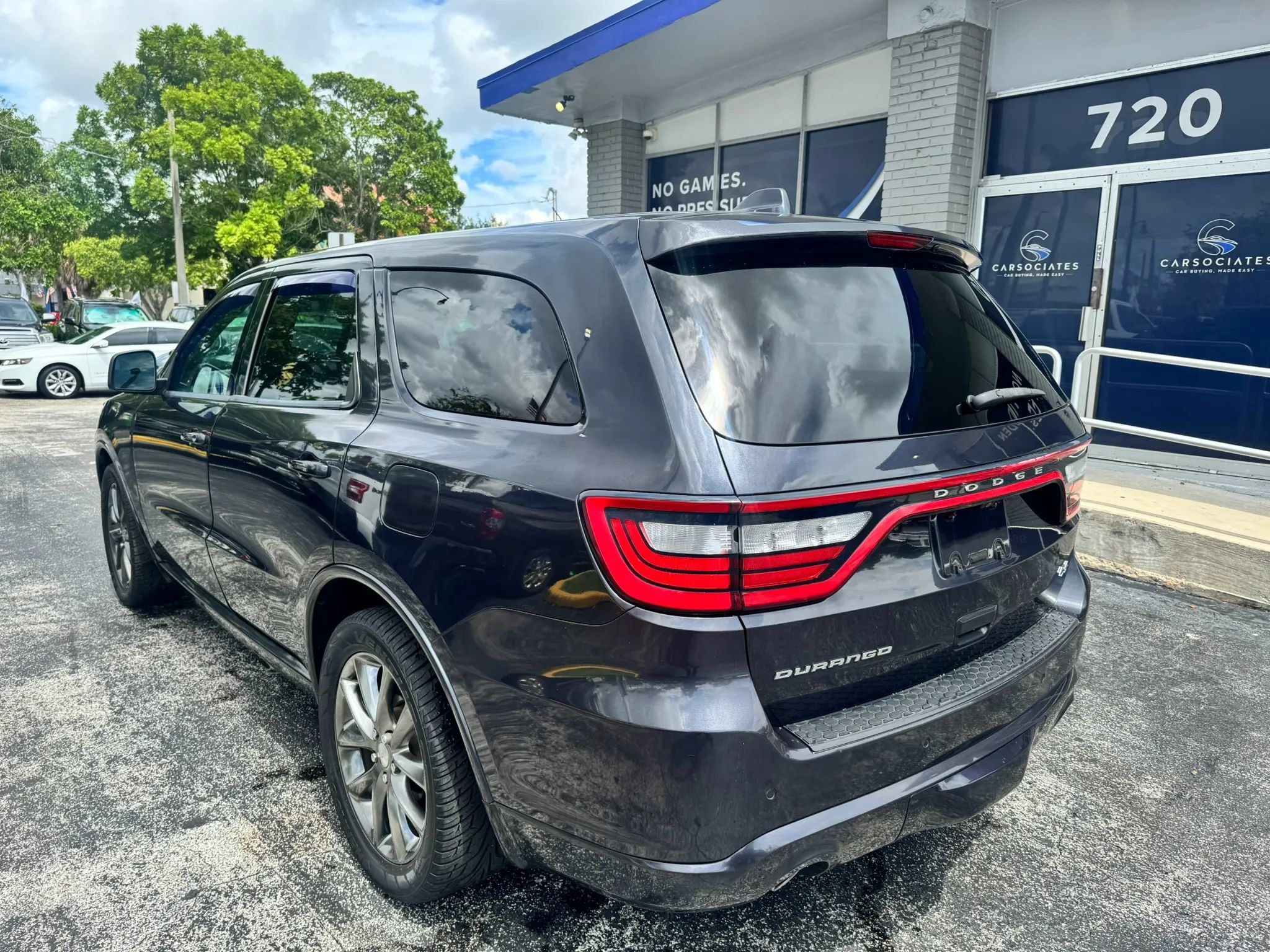 Used 2014 Dodge Durango R/T RWD image 6