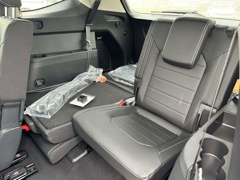 New 2026 Volkswagen Atlas SEL AWD/4WD image 8