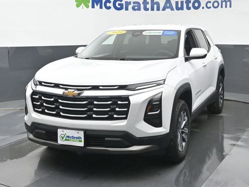 Used 2025 Chevrolet Equinox LT image 17