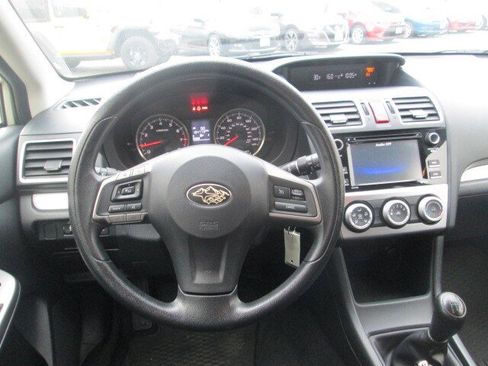 Used 2015 Subaru Crosstrek 2.0i Premium image 13