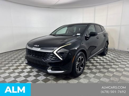 Used 2025 Kia Sportage LX FWD image 1