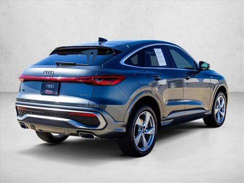 Certified 2025 Audi Q5 Premium Plus w/ Premium Plus image 5