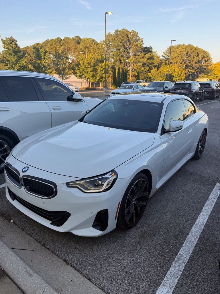 Certified 2023 BMW 230i Coupe w/ Premium Package RWD image 1
