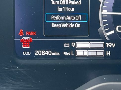 Used 2024 Toyota Sequoia Limited image 31