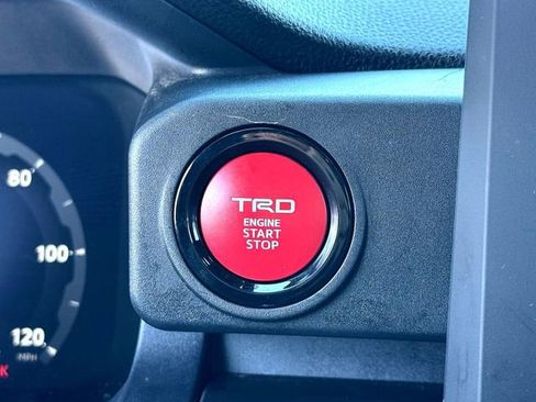 Used 2024 Toyota Tacoma TRD Off-Road image 17
