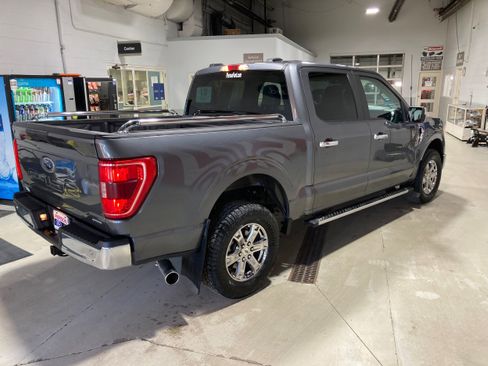 Used 2023 Ford F150 XLT image 14
