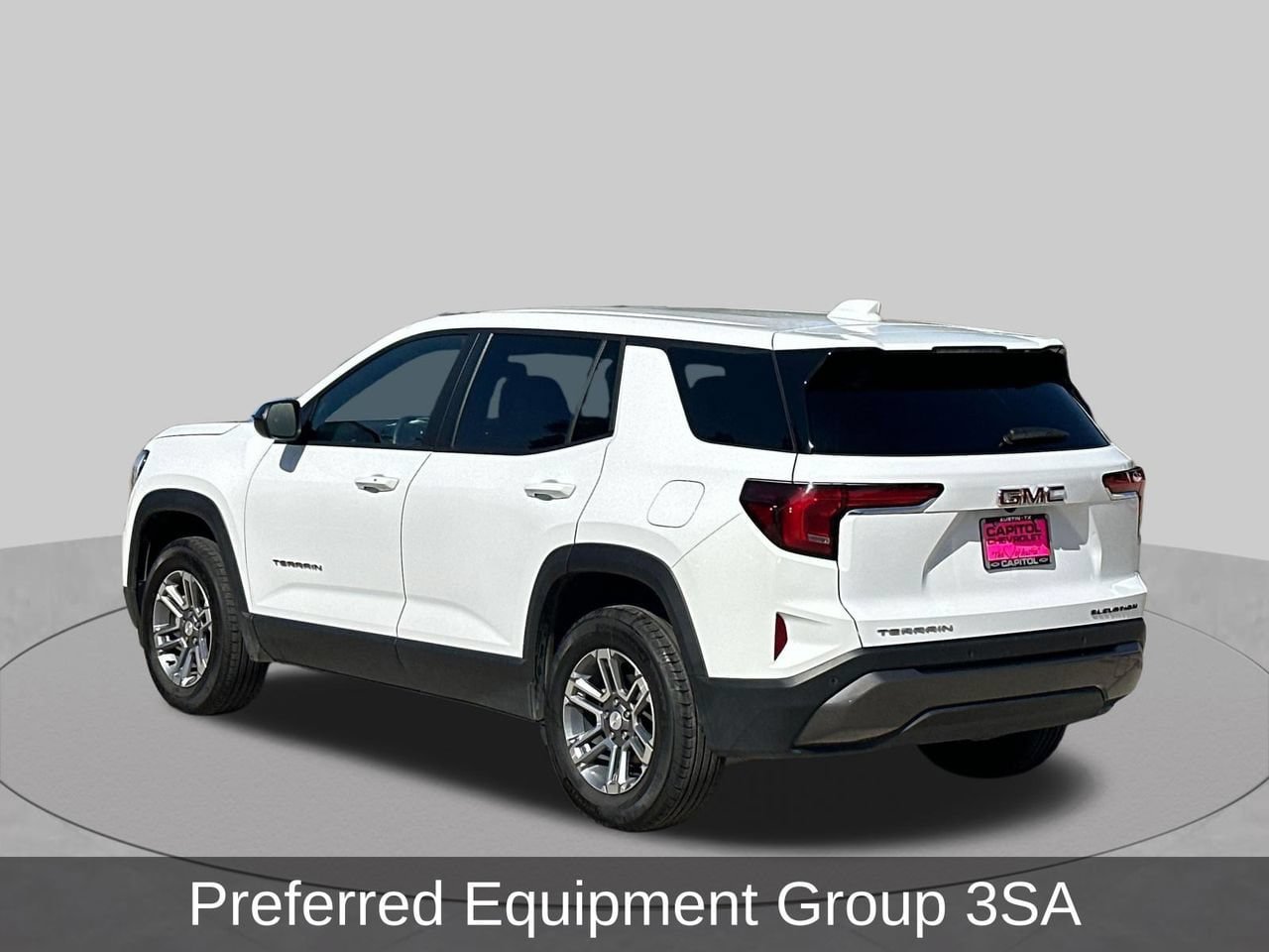 Used 2026 GMC Terrain Elevation FWD image 3