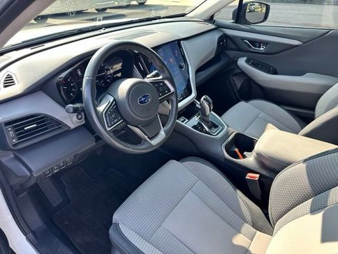 Used 2024 Subaru Outback Premium AWD/4WD image 13