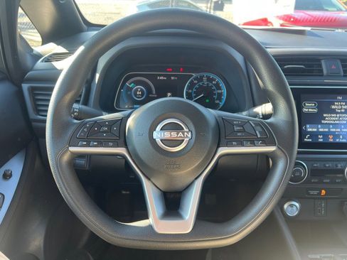 Used 2025 Nissan Leaf S w/ Protection Package image 12