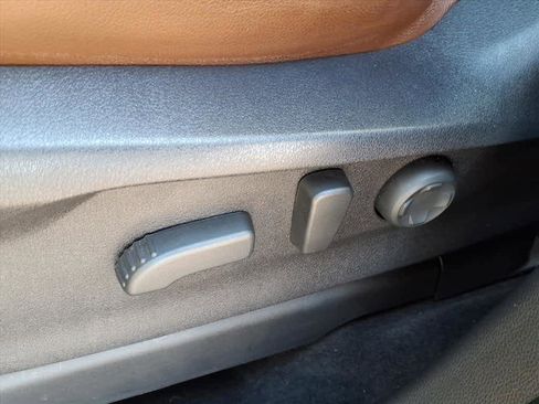 Certified 2023 Subaru Ascent Touring image 29