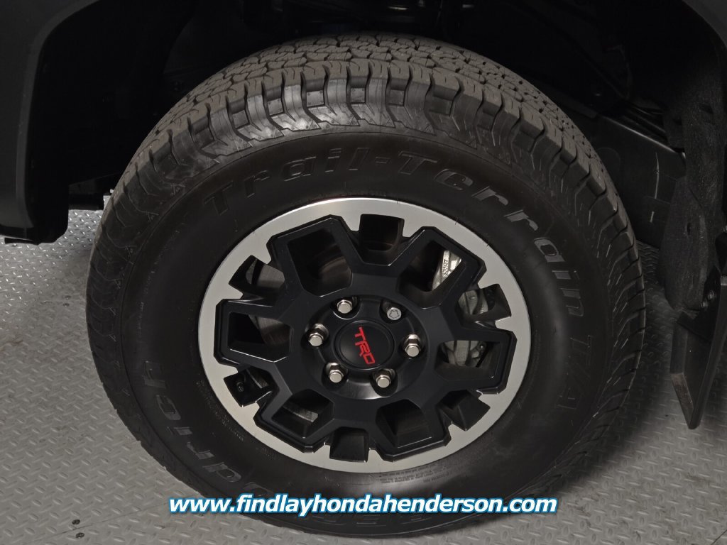 Used 2024 Toyota Tacoma TRD Off-Road AWD/4WD image 9