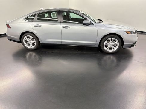 New 2026 Honda Accord LX image 8