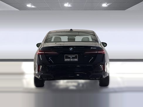 New 2026 BMW 530i w/ M Sport Package RWD image 10