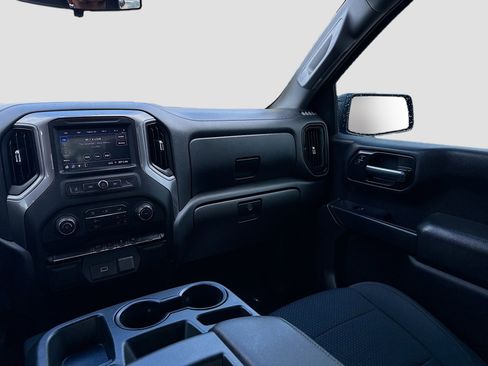 Used 2020 Chevrolet Silverado 1500 Custom w/ Custom Value Package image 19