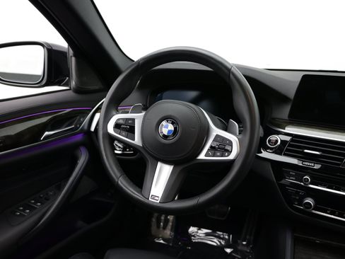 Used 2020 BMW 530i w/ M Sport Package RWD image 34