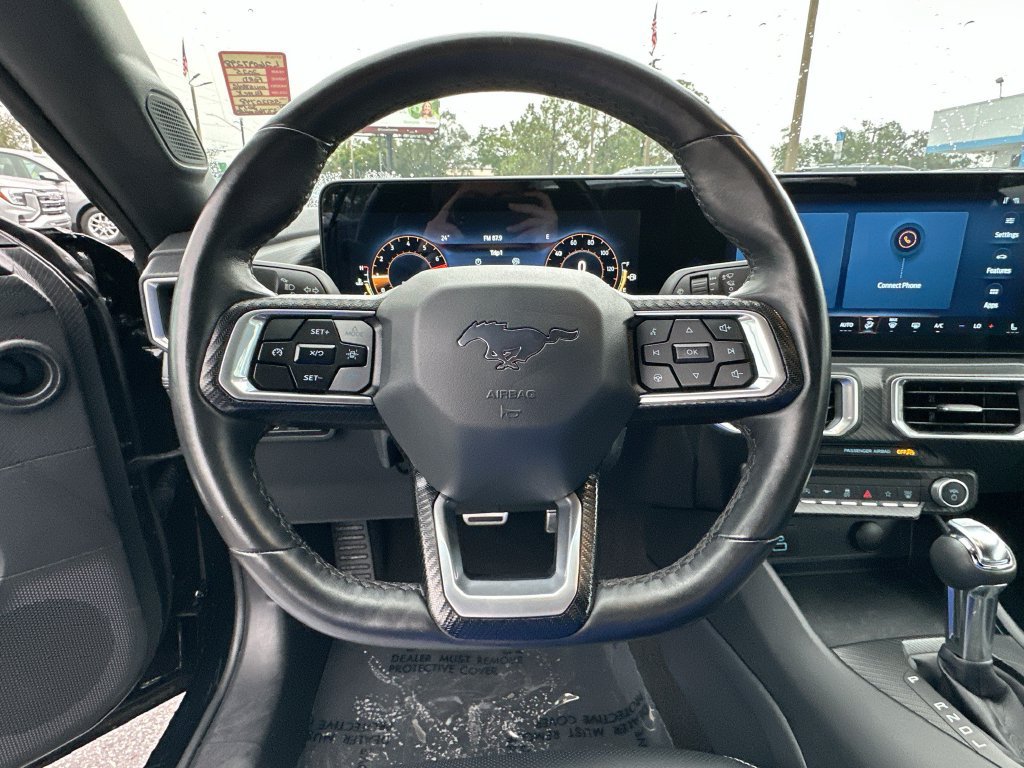 Used 2025 Ford Mustang Premium RWD image 11