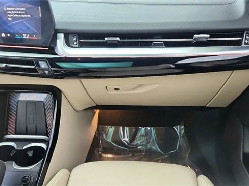 Used 2025 BMW X2 xDrive28i image 36