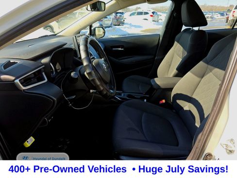 Used 2021 Toyota Corolla LE FWD image 14