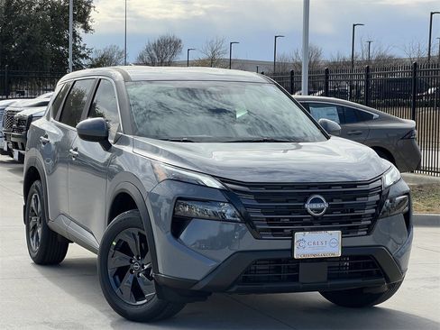 New 2026 Nissan Rogue SV image 2