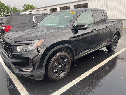 Used 2023 Honda Ridgeline Black Edition image 2