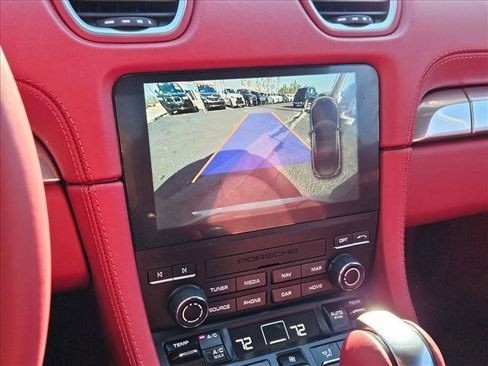 Used 2025 Porsche 718 Boxster image 13