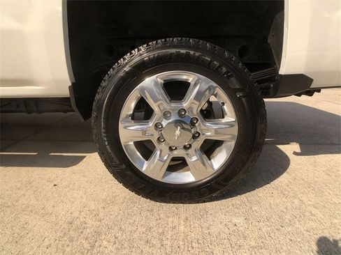 Used 2019 Chevrolet Silverado 2500 LTZ w/ Duramax Plus Package image 18
