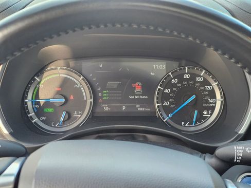 Used 2020 Toyota Highlander XLE image 34