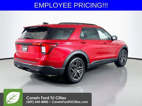 New 2026 Ford Explorer ST-Line w/ ST-Line Street Pack AWD/4WD image 15