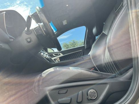 Used 2021 Genesis G70 3.3T w/ Sport Package image 8