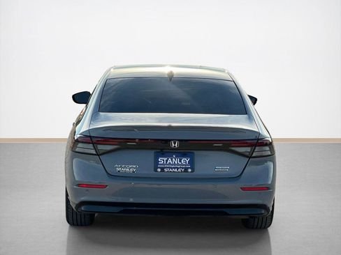Used 2024 Honda Accord Touring image 6