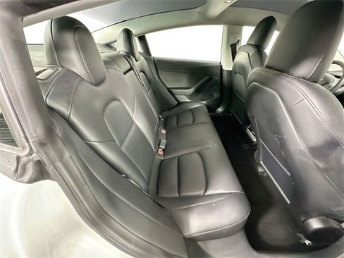 Used 2023 Tesla Model 3 Standard Range image 24