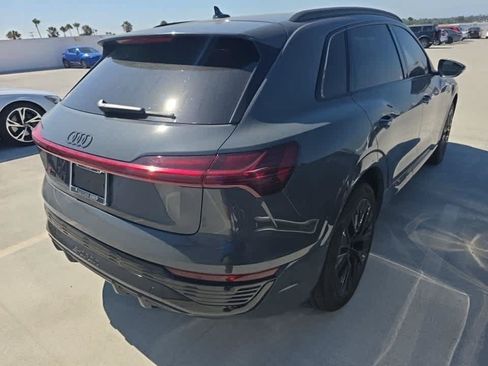 Used 2024 Audi Q8 e-tron Premium Plus AWD/4WD image 5