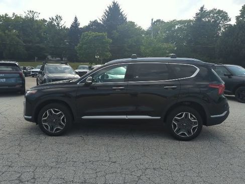 Used 2023 Hyundai Santa Fe Limited AWD/4WD image 2